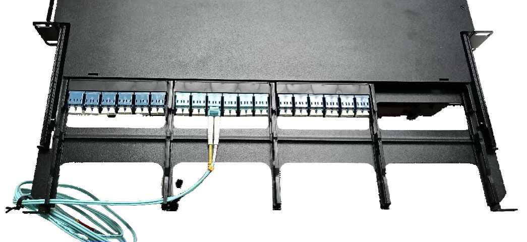 مع إجمالي 48 نواة لكل طبقة